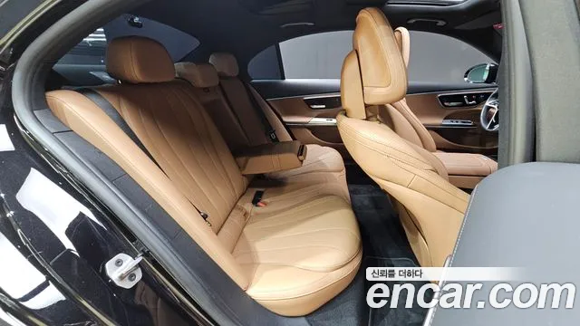 Mercedes-Benz E-Class W214 — Фото автомобиля 18
