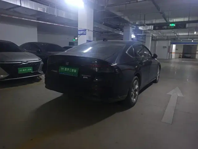 Honda Accord — Фото автомобиля 7