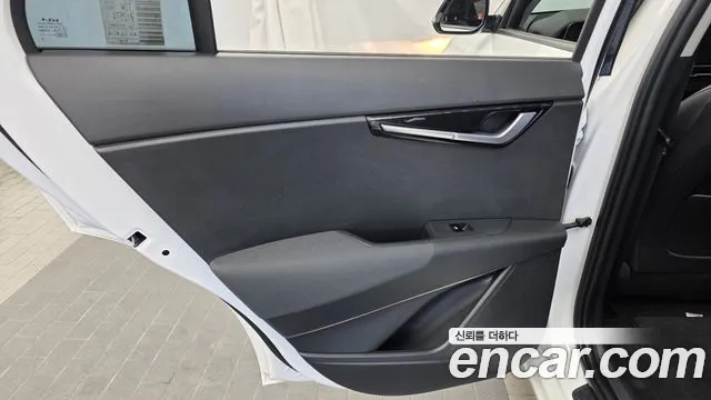 Kia Niro — Фото автомобиля 14