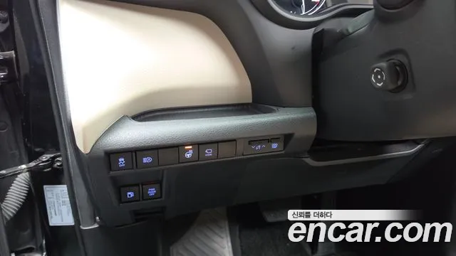 Toyota Sienna 4th Gen — Фото автомобиля 27