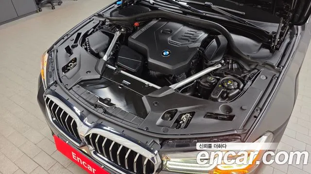 BMW 5 Series G30 — Фото автомобиля 5