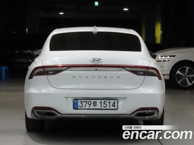 Hyundai Grandeur Grandeur (New) — Фото автомобиля 3