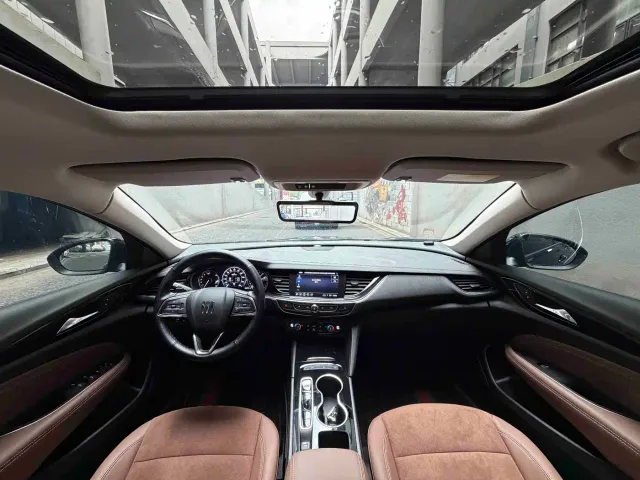 Buick Regal — Фото автомобиля 9