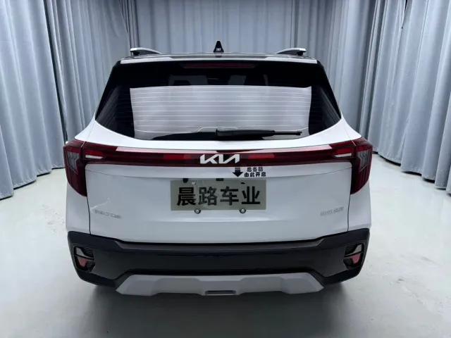 Kia Seltos — Фото автомобиля 4