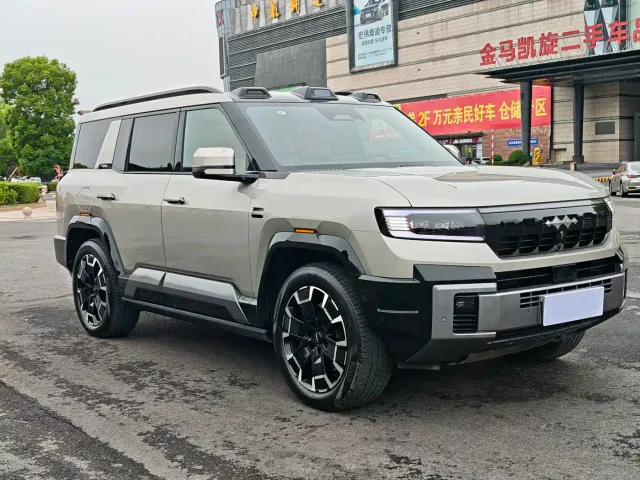 BYD FangChengBao Leopard 8 — Фото автомобиля 3