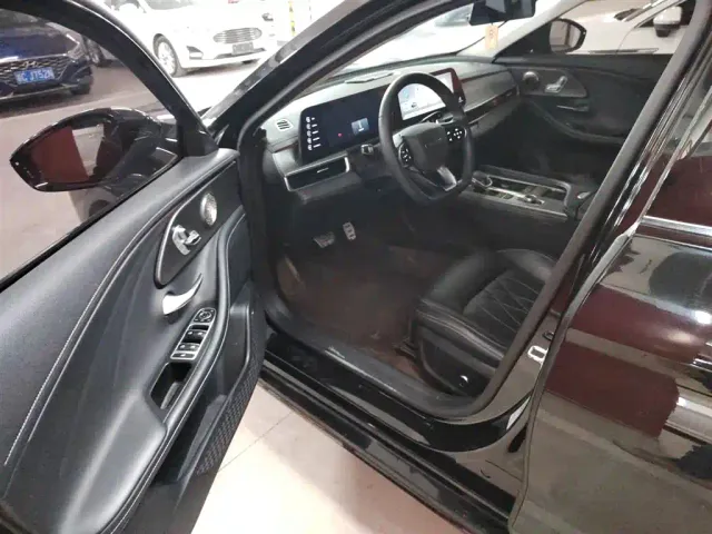 Chery Arrizo 8 — Фото автомобиля 15