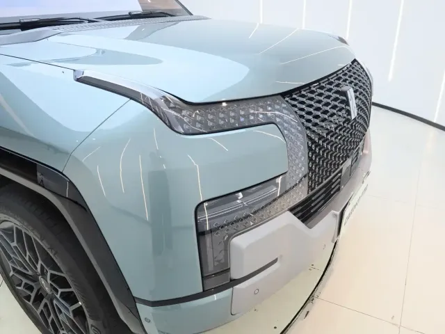 BYD U8 — Фото автомобиля 18