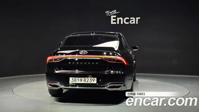 Hyundai Grandeur Новый Grandeur IG — Фото автомобиля 4