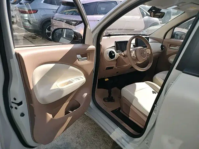 Wuling Hongguang Mini EV — Фото автомобиля 15