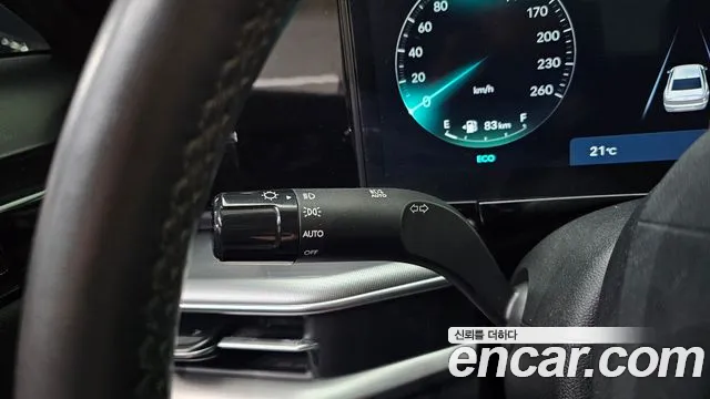 Hyundai Grandeur Grandeur (GN7) 3.5 LPG 2WD (Такси) — Фото автомобиля 18