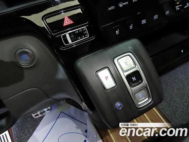 Hyundai Staria — Фото автомобиля 9