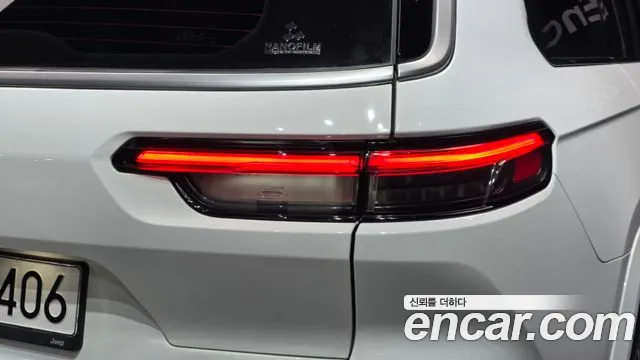 Jeep Cherokee WL — Фото автомобиля 8