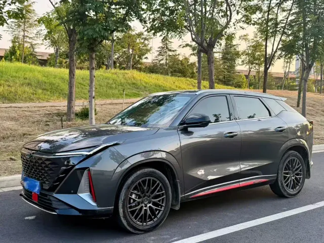 Фотография автомобиля — Changan Z6