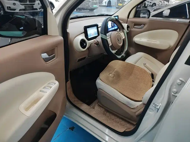 Wuling Hongguang Mini EV — Фото автомобиля 15