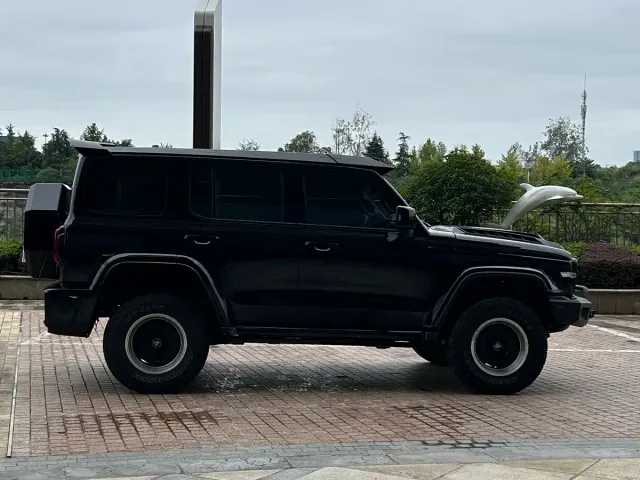 Tank Tank 300 2024 2.0T Explorer — Фото автомобиля 8