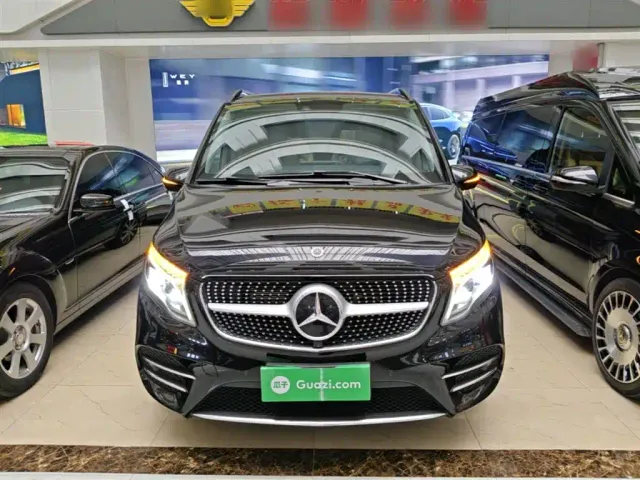 Mercedes-Benz V-Class — Фото автомобиля 2