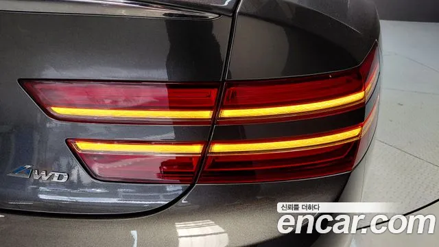 Genesis G80 Бензин 2.5 турбо AWD — Фото автомобиля 21