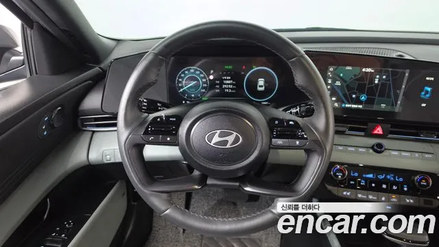 Hyundai Avante CN7 — Фото автомобиля 14