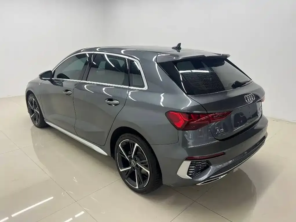 Audi Audi A3 2023 Facelift Sportback 35 TFSI Fashion Sport — Фото автомобиля 6
