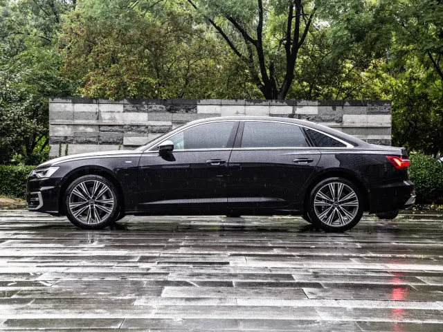 Audi A6L — Фото автомобиля 2
