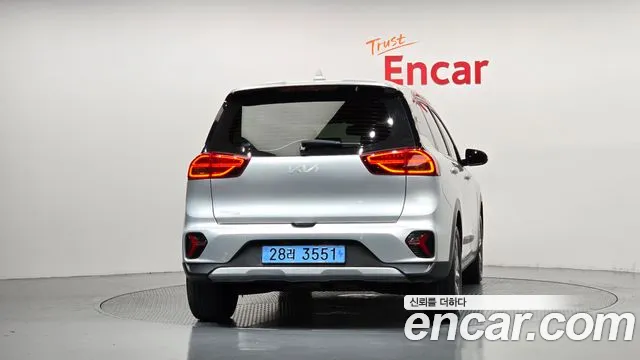 Kia Niro Niro Plus Air — Фото автомобиля 4