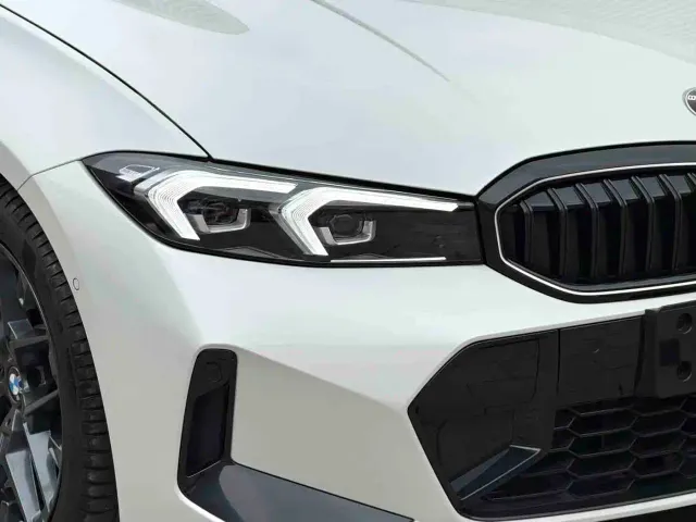 BMW 3 Series — Фото автомобиля 3