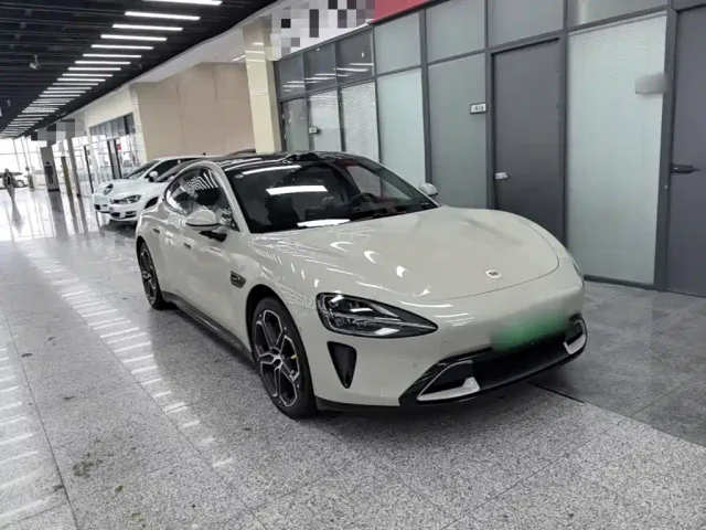 Xiaomi SU7 — Фото автомобиля 3