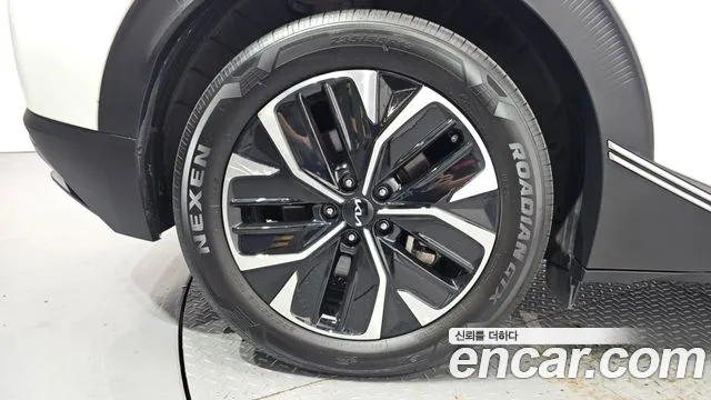 Kia EV6 — Фото автомобиля 5