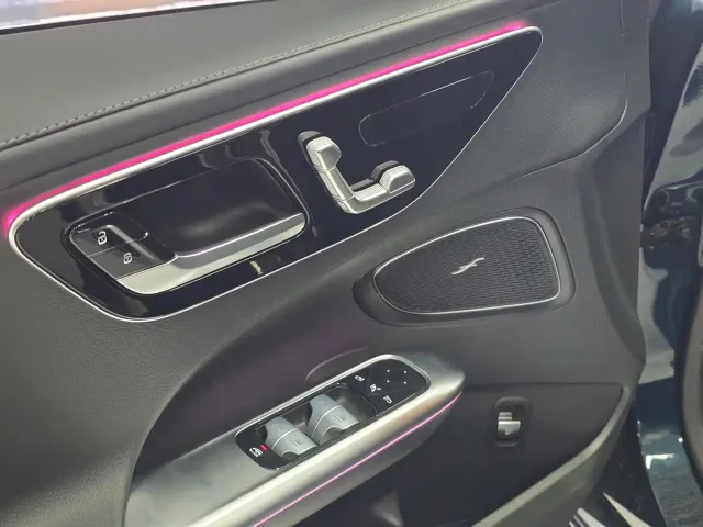 Mercedes-Benz C-Class — Фото автомобиля 10