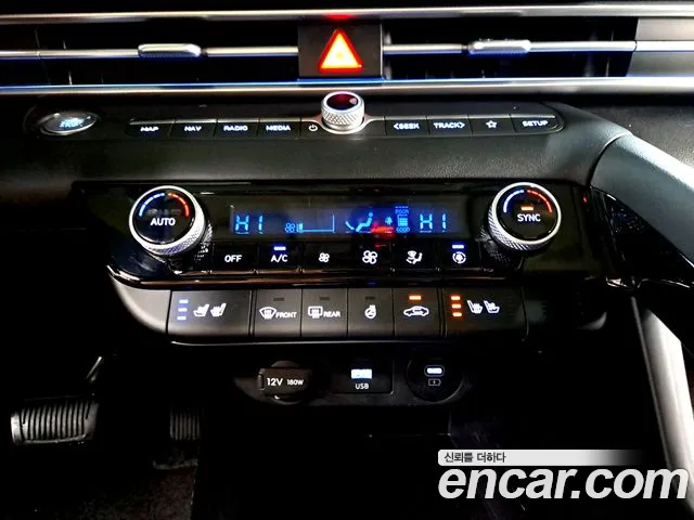 Hyundai Avante CN7 — Фото автомобиля 16