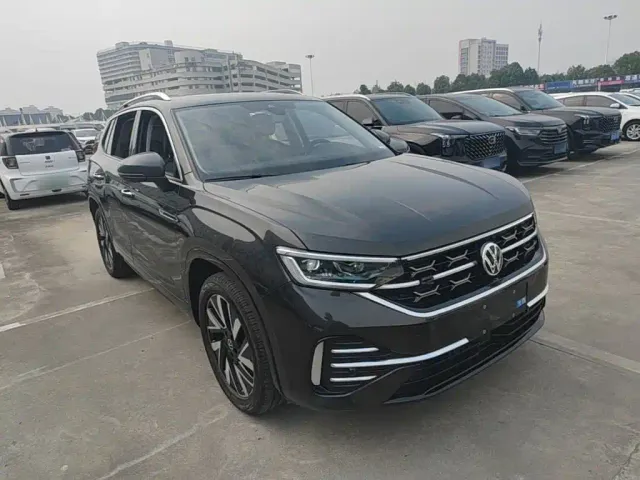 Volkswagen Tayron — Фото автомобиля 3