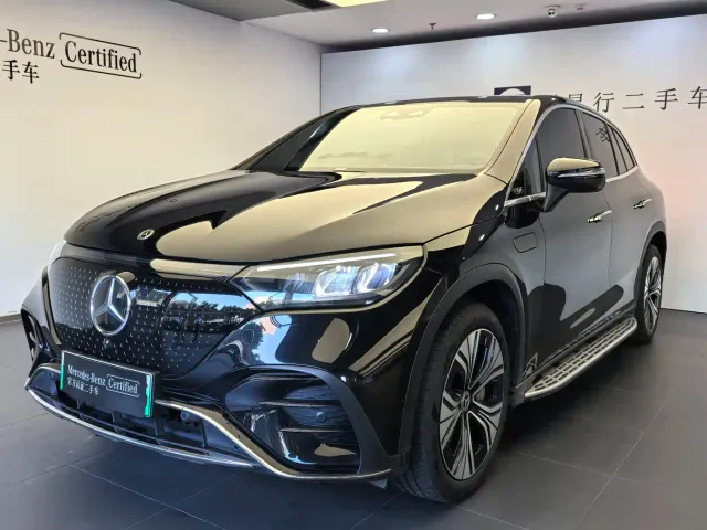 Фотография автомобиля — Mercedes-Benz EQE SUV