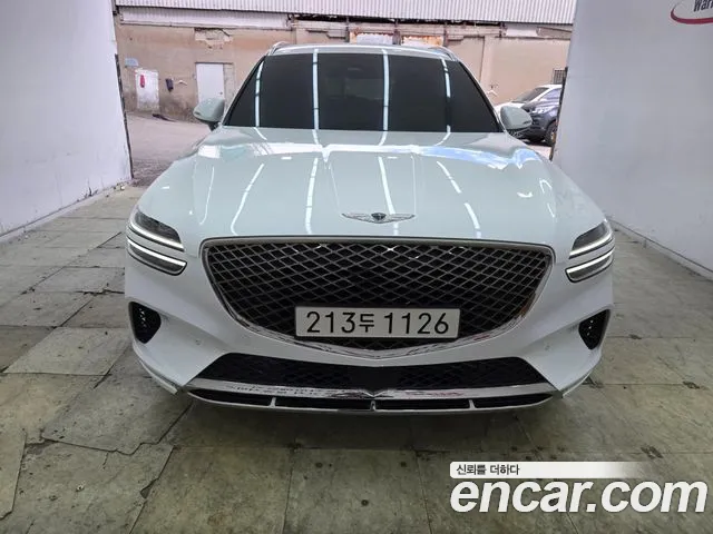 Фотография автомобиля — Genesis GV70