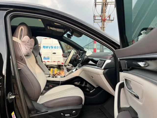 BYD Song PLUS — Фото автомобиля 5