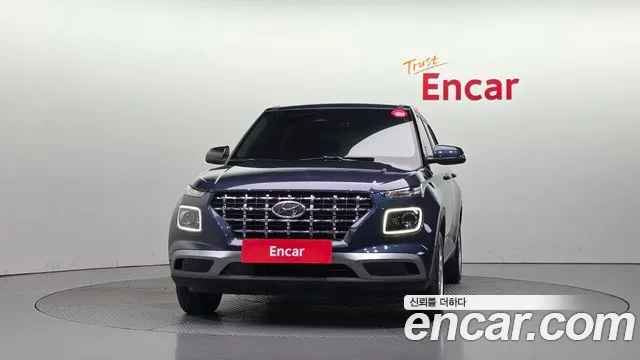 Hyundai Venue — Фото автомобиля 3