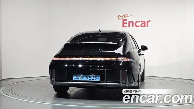 Hyundai Ioniq6 — Фото автомобиля 4