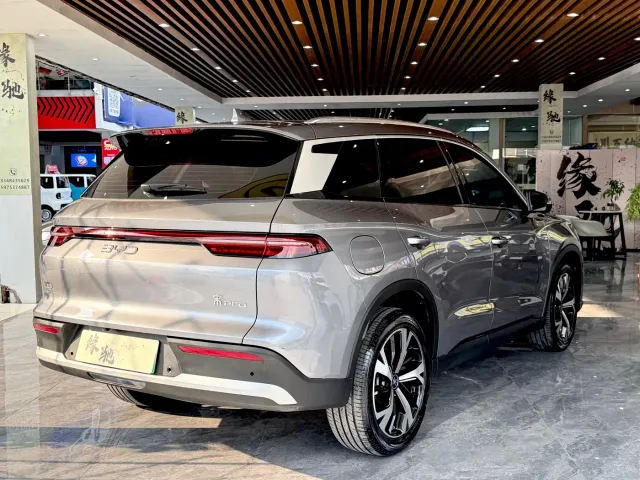 BYD Song Pro — Фото автомобиля 6