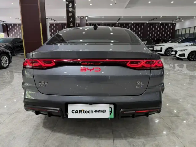 BYD Qin L — Фото автомобиля 6