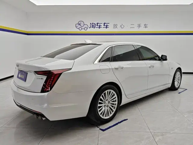 Cadillac CT6 — Фото автомобиля 3