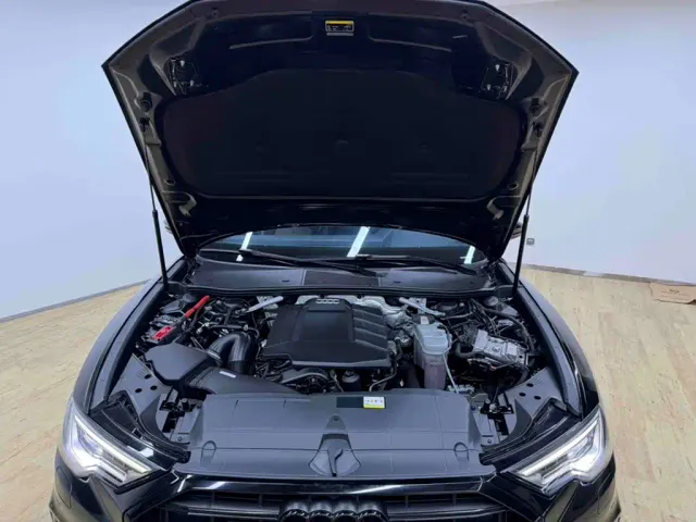 Audi A6L — Фото автомобиля 15