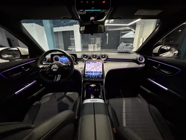 Mercedes-Benz C-Class — Фото автомобиля 16