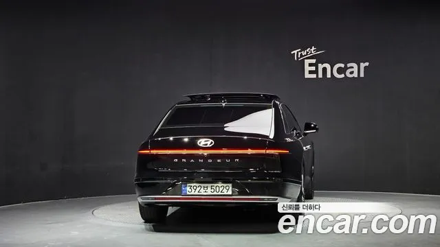 Hyundai Grandeur Grandeur (GN7) 2.5 Бензин 2WD — Фото автомобиля 4