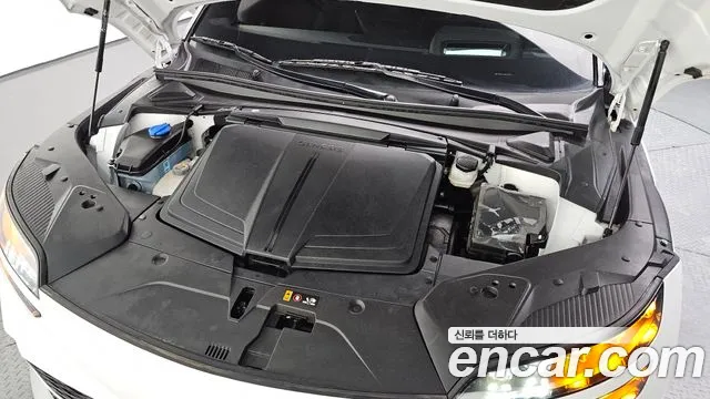 Genesis GV60 — Фото автомобиля 9