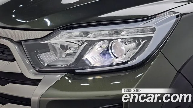 KG_Mobility_Ssangyong Rexton Новый Rexton Sport Khan Дизель 2.2 4WD — Фото автомобиля 19