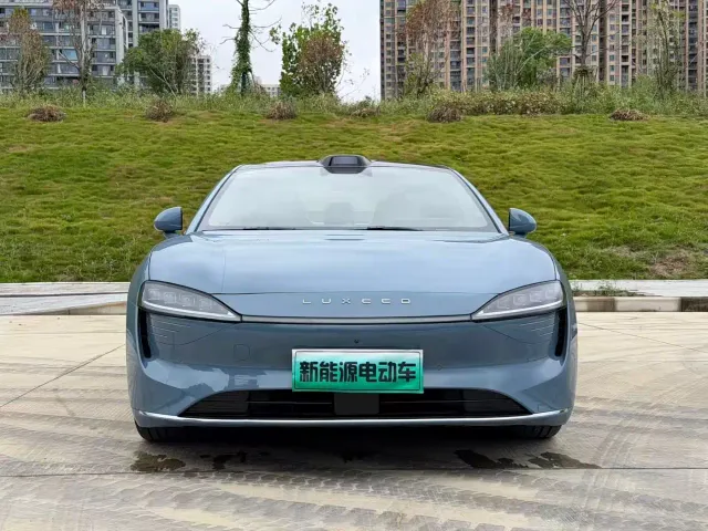 Luxeed S7 — Фото автомобиля 2