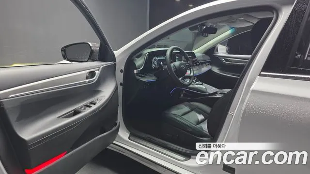 Hyundai Grandeur Новый Grandeur IG — Фото автомобиля 10