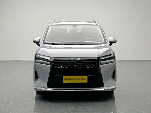 Wuling Starlight 730 — Фото автомобиля 2