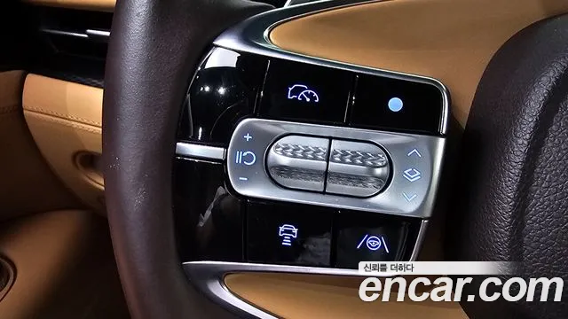 Genesis G90 Бензин 3.5 турбо AWD — Фото автомобиля 17