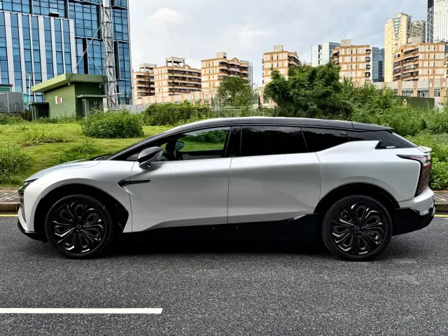 HiPhi HiPhi X 2021 Flagship Edition 6-Seater — Фото автомобиля 8