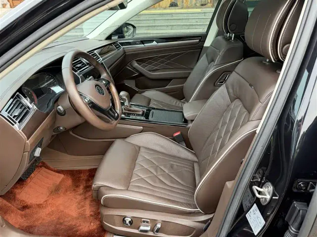 Volkswagen Phideon — Фото автомобиля 8